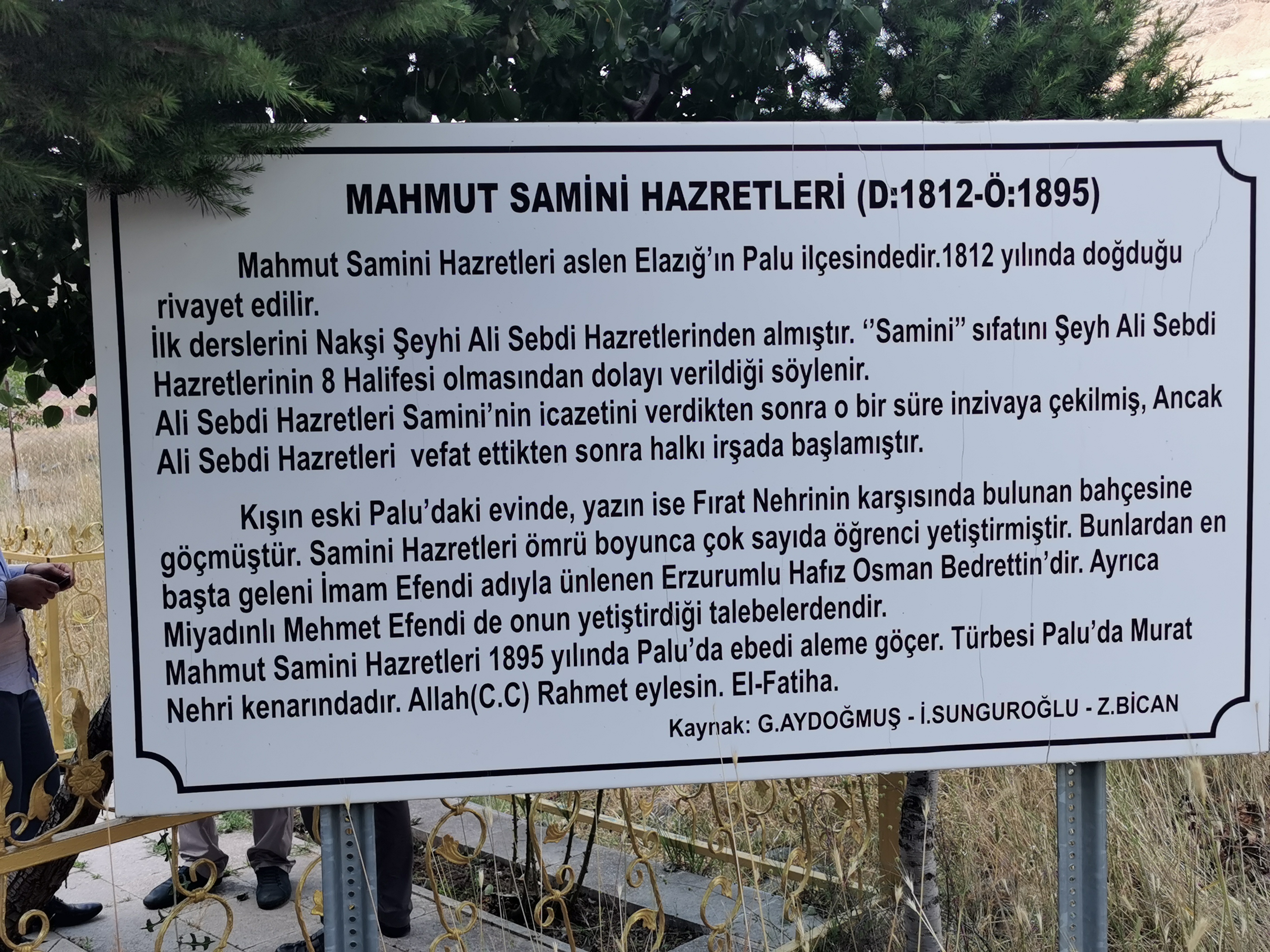 ?Alî Sebtî Hazretleri?nin halîfesi Mahmûd Sâminî Hazretleri?nin kabr-i şerîfi
