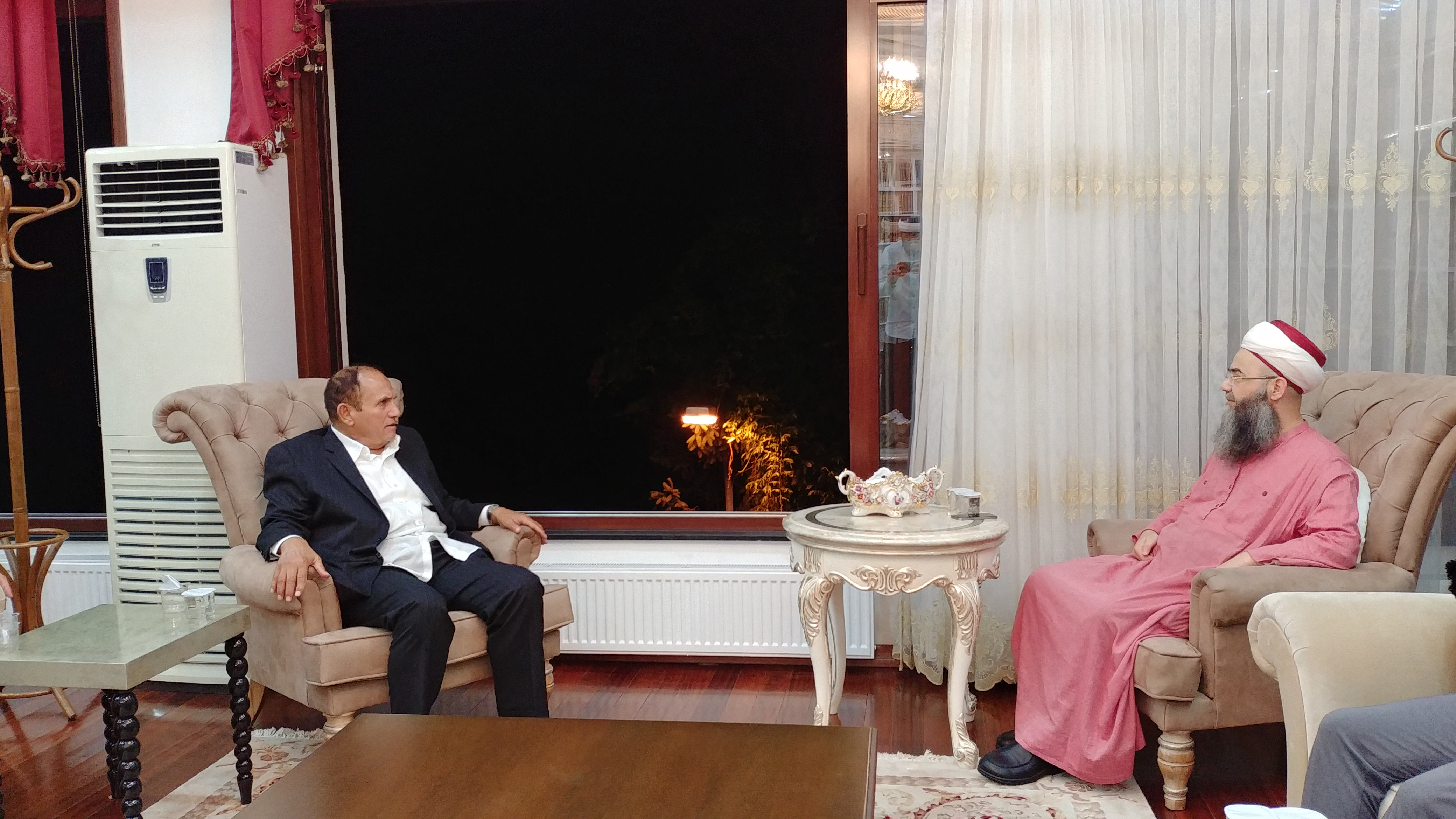 Aşere kıraati âlimi Ahmed Naina Hocaefendi, Cübbeli Ahmet Hoca?yı ziyaret etti