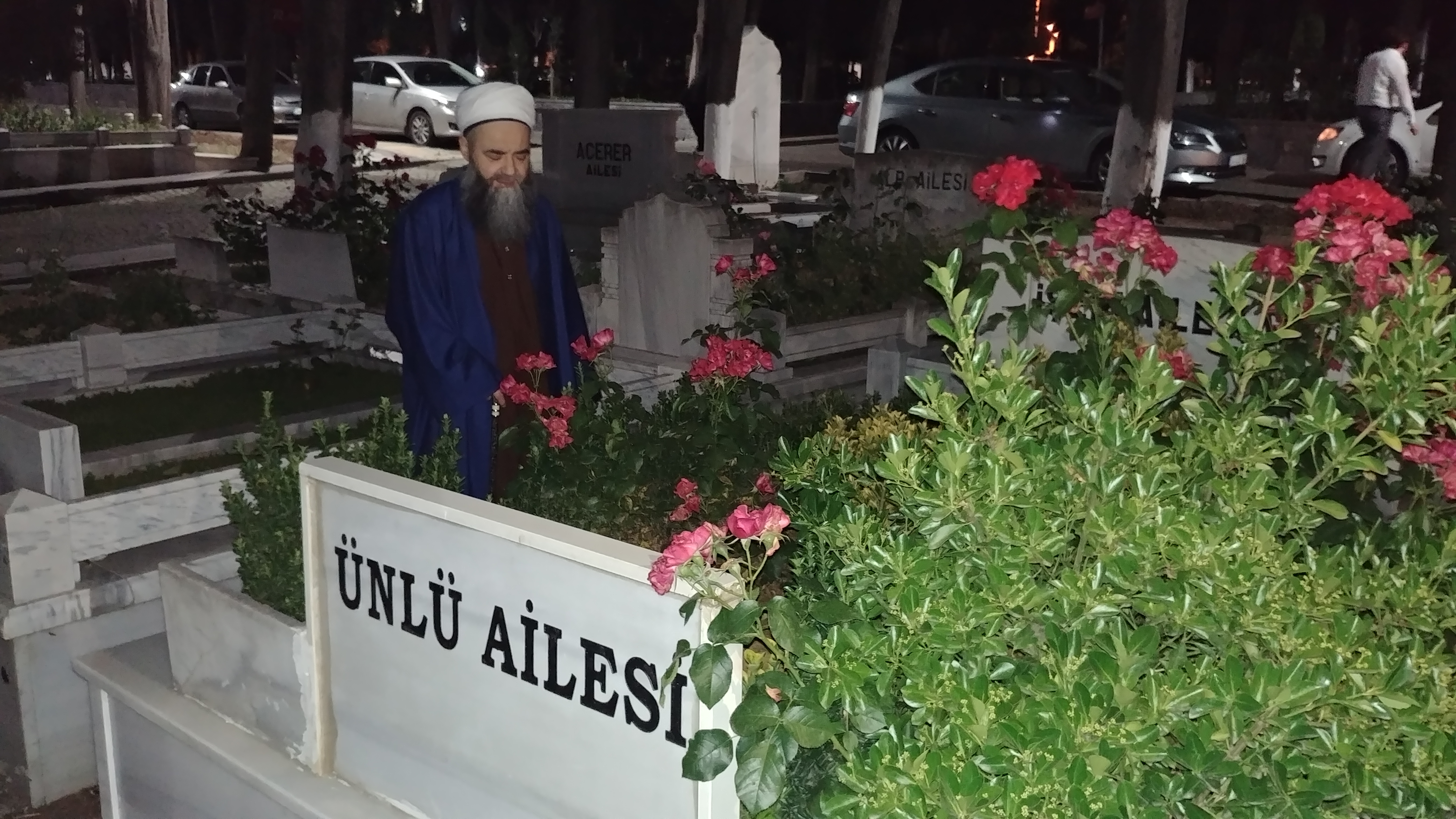 bayram gecesi kabir ziyaretleri