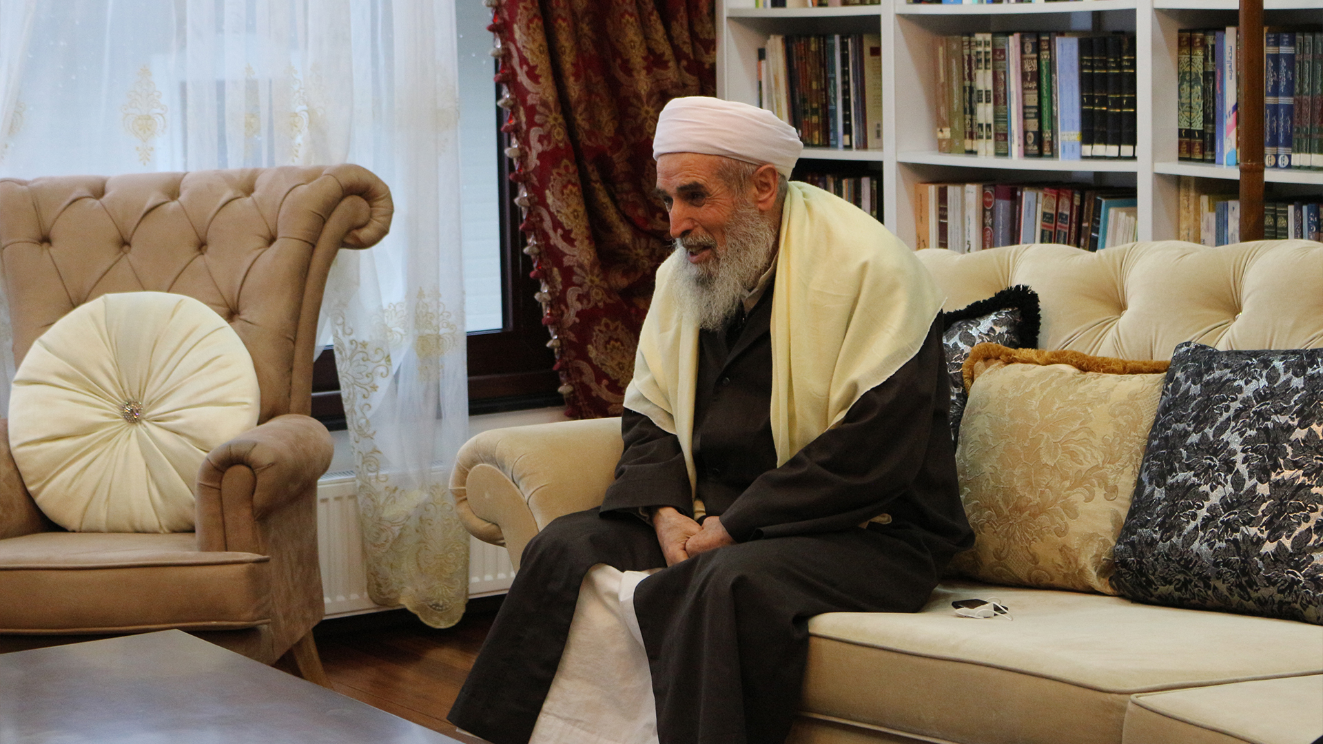 Becirman seyyidlerinden ve Ehl-i Beyt?ten Seydâ Seyyid Ali el-Becirmânî (Serdefî) Efendi Hazretleri ziyârete geldi