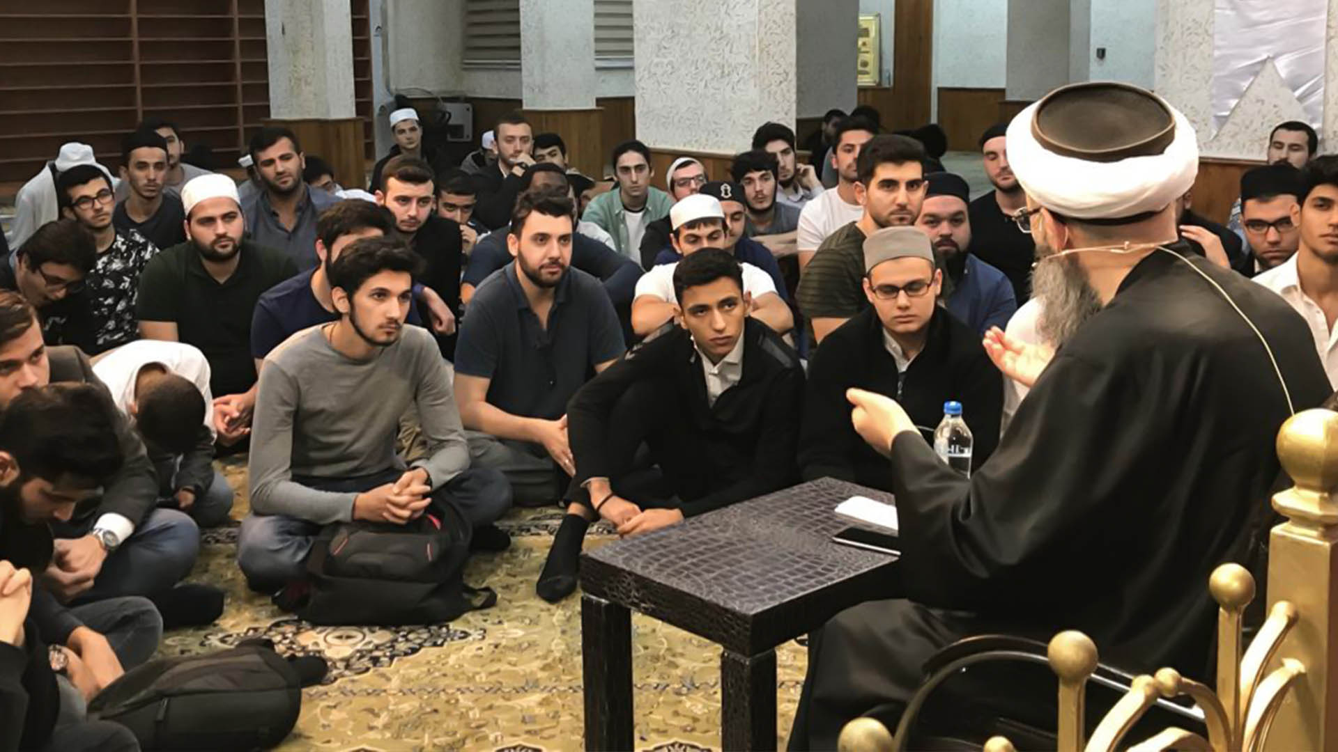 Cübbeli Ahmet Hocaefendi Genç Yeseviler ile buluştu!