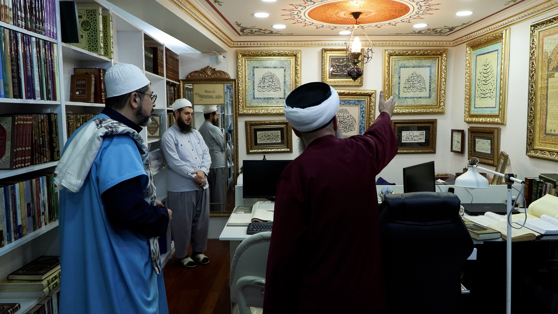 Fatih Çıtlak Hocaefendi ile mürîdânı, Cübbeli Ahmet Hoca?nın hânesini şereflendirdiler.