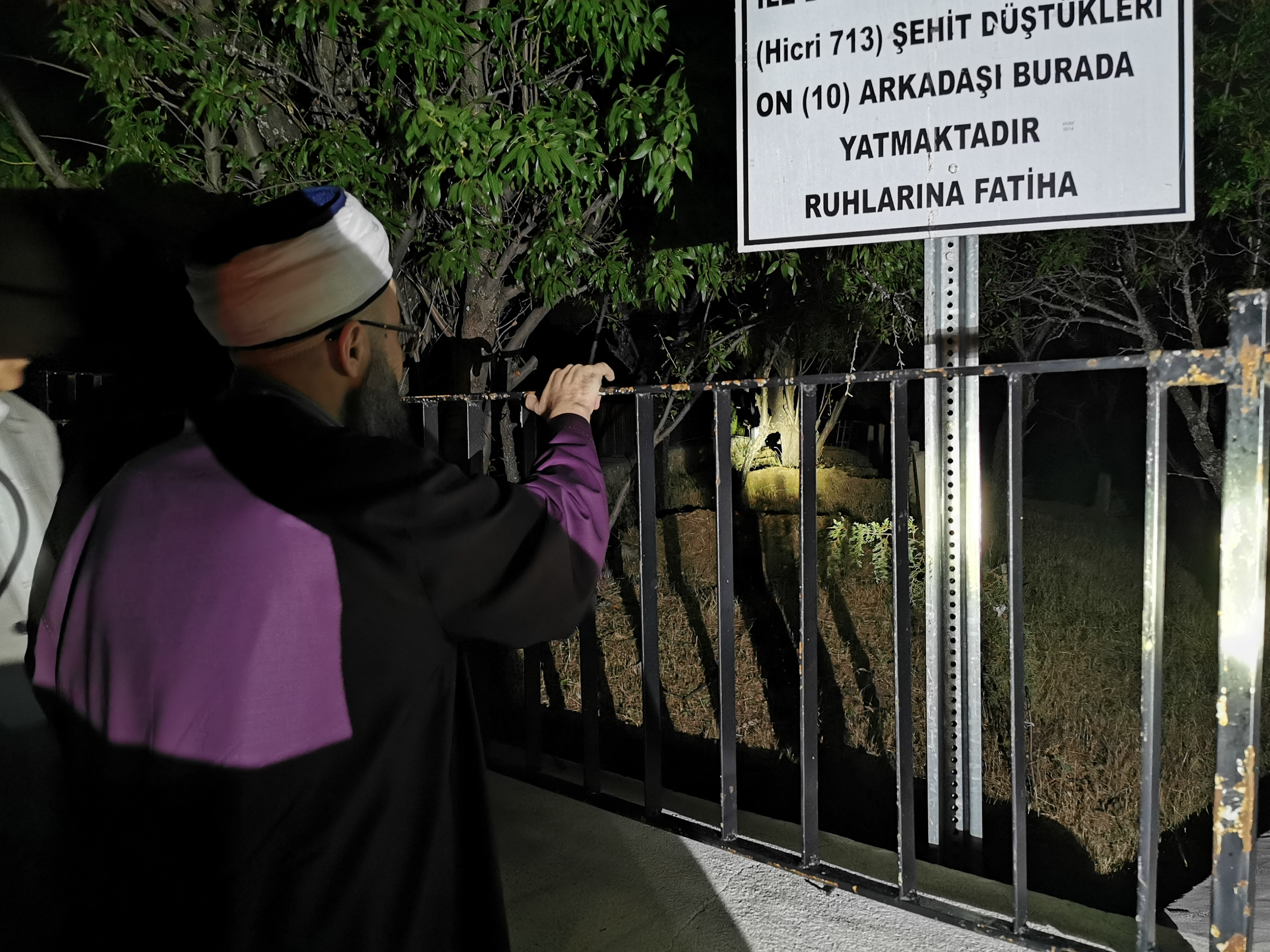 Harput?ta Fetih Ahmet Baba Hazretleri ile birlikte şehit düşen şühedâyı ziyâret