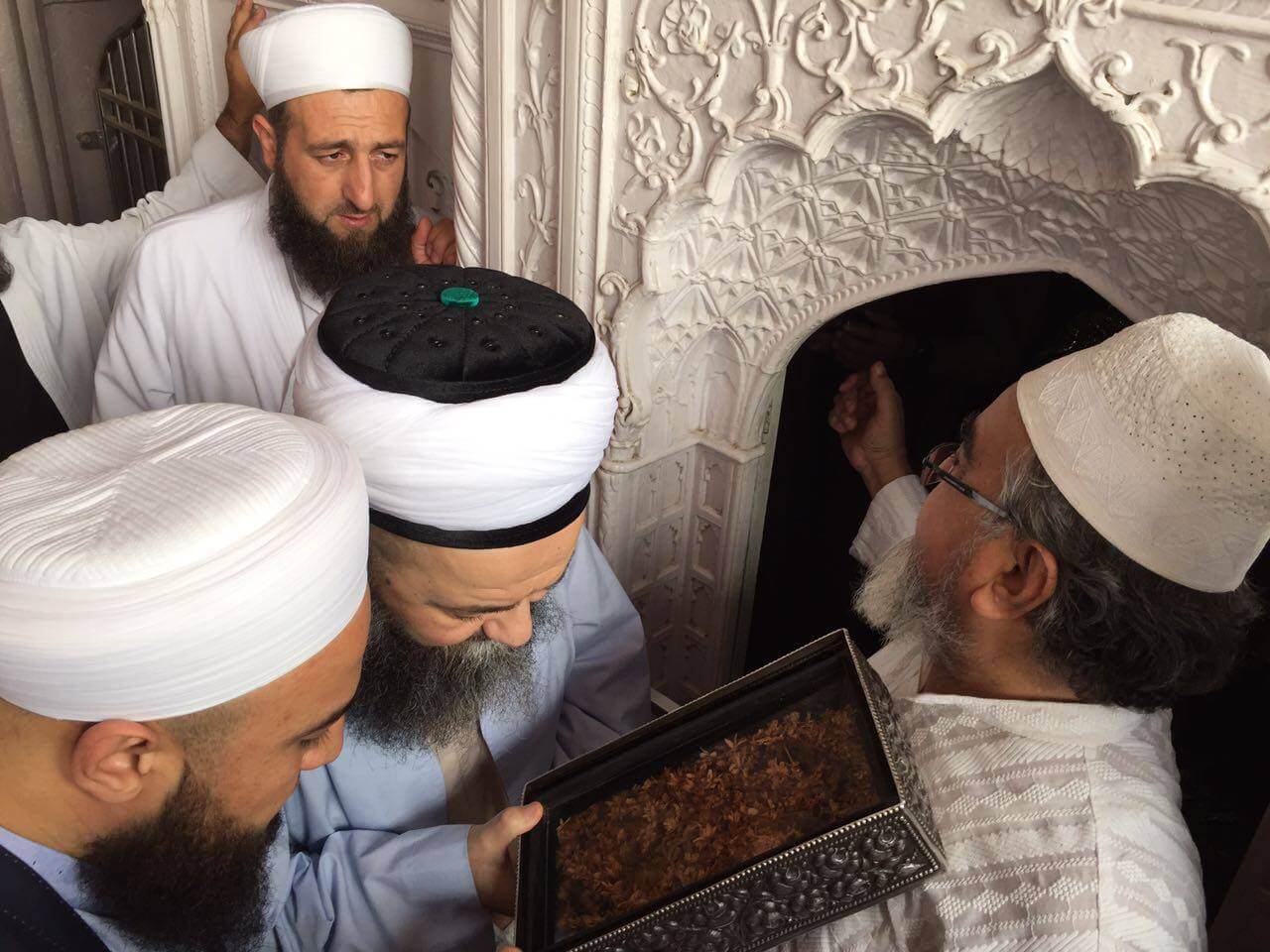 Efendimiz Sallallâhu Aleyhi ve Sellem’in Mübarek Na’lini Şerîfi