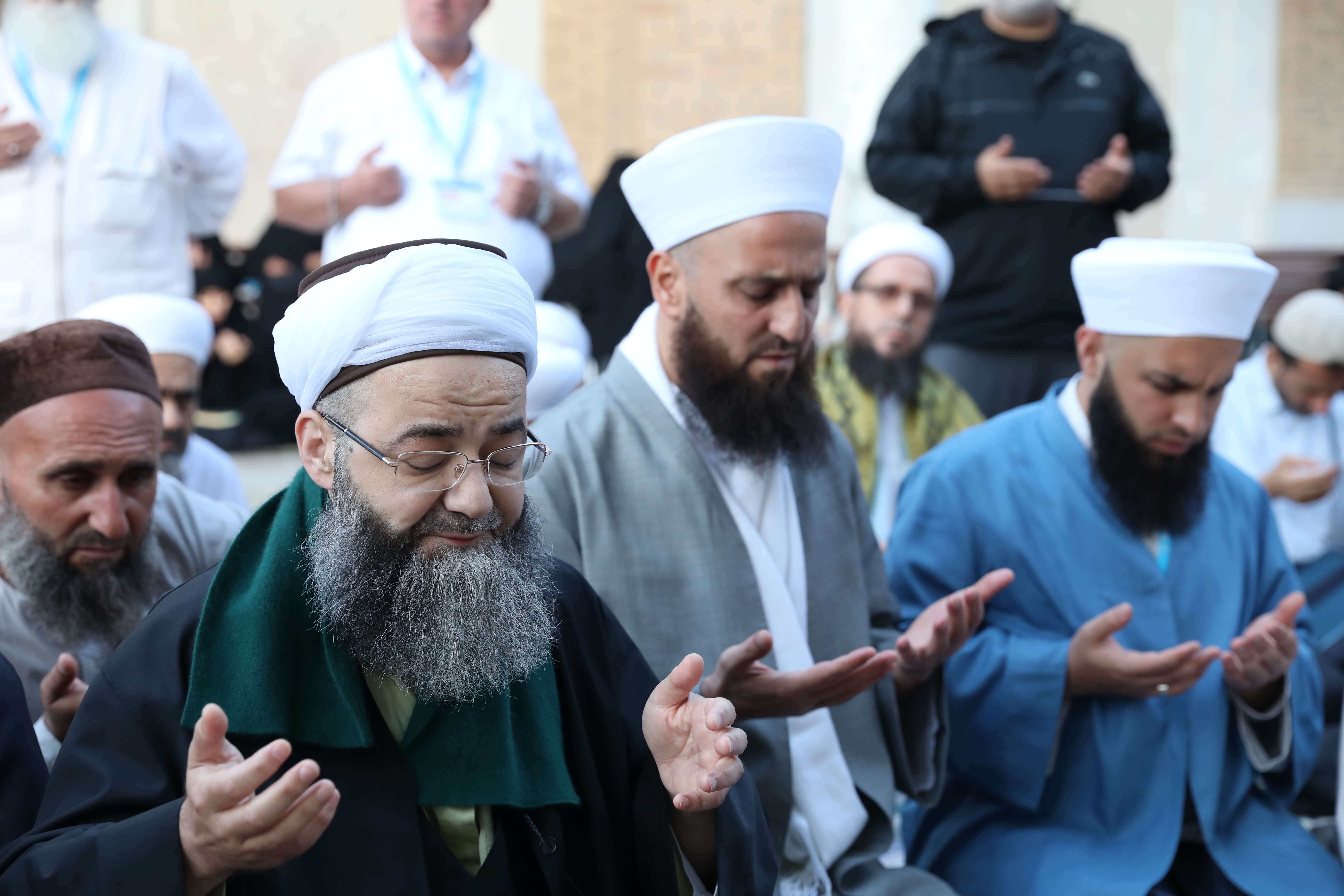 İmâm Buhârî Hazretleri'ni Ziyâret