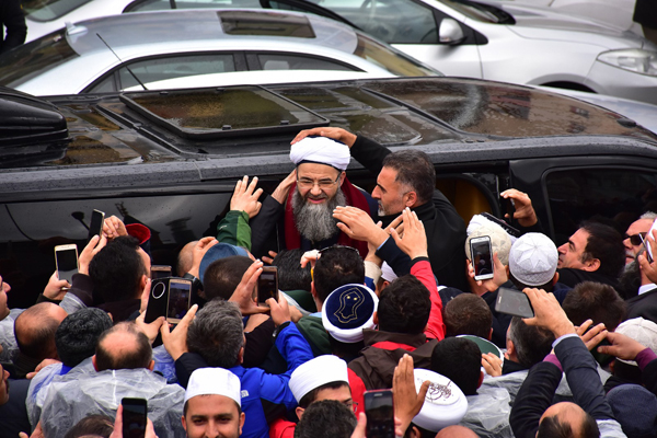 İsmâil Fakîrullâh Hazretleri'nin Cenazesinde İzdiham!