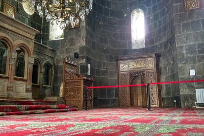 Kümbet Camii