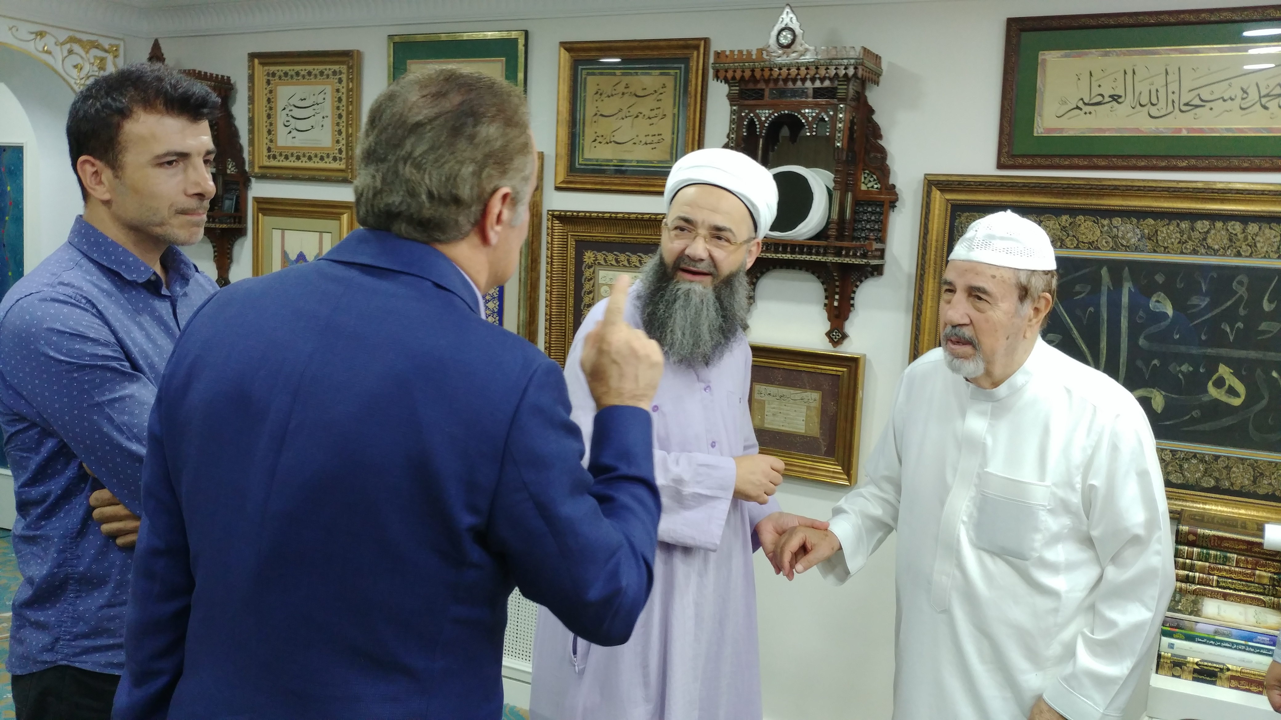 Meşhur Hattât Dr. Osman Tâhâ Hocaefendi?nin Ziyâreti