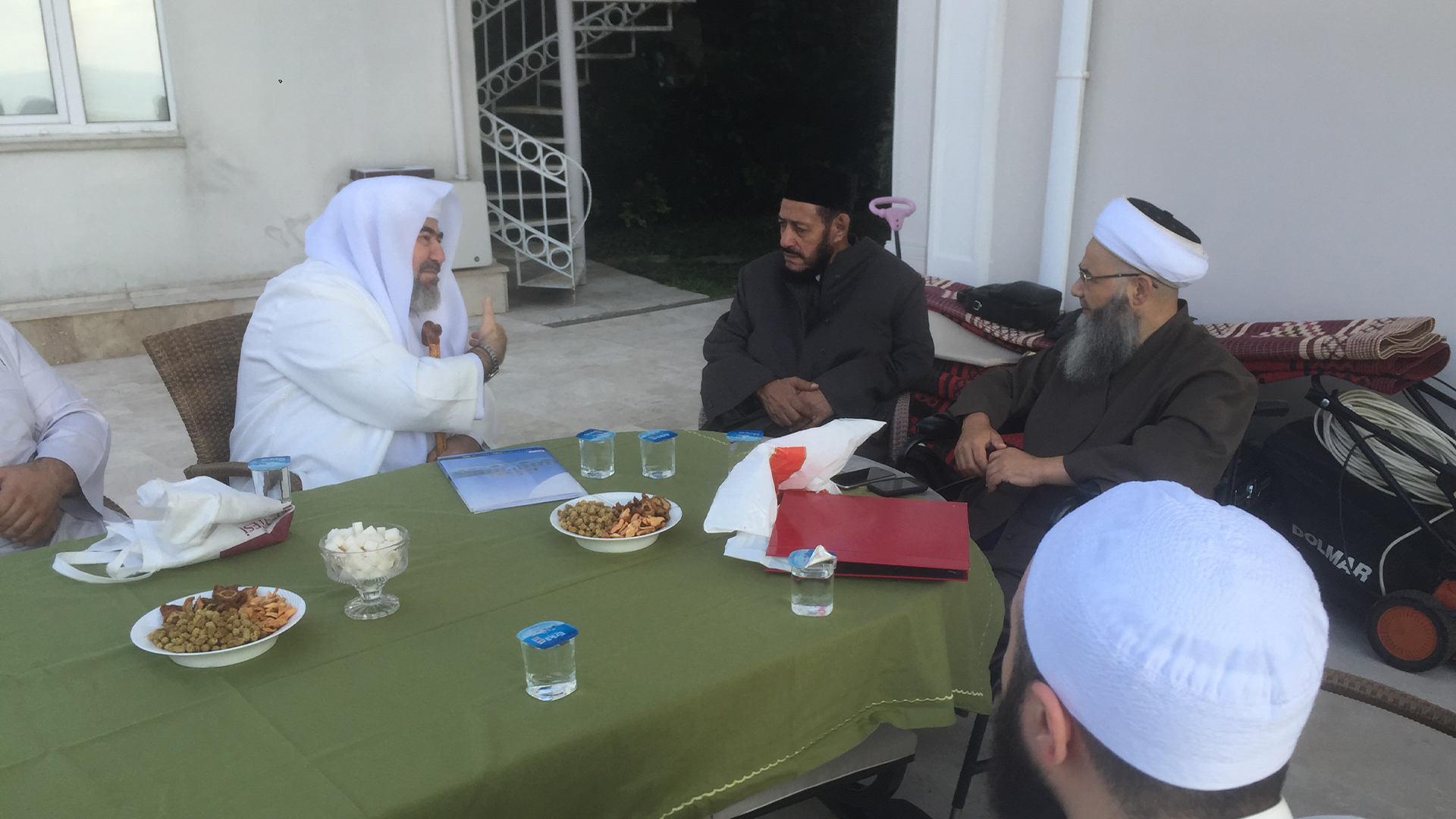 Sebsebî Seyyidlerinden Prof. Dr. Me?mûn Sâlih en-Nu?mân es-Sebsebî Hocaefendi?den Ziyâret