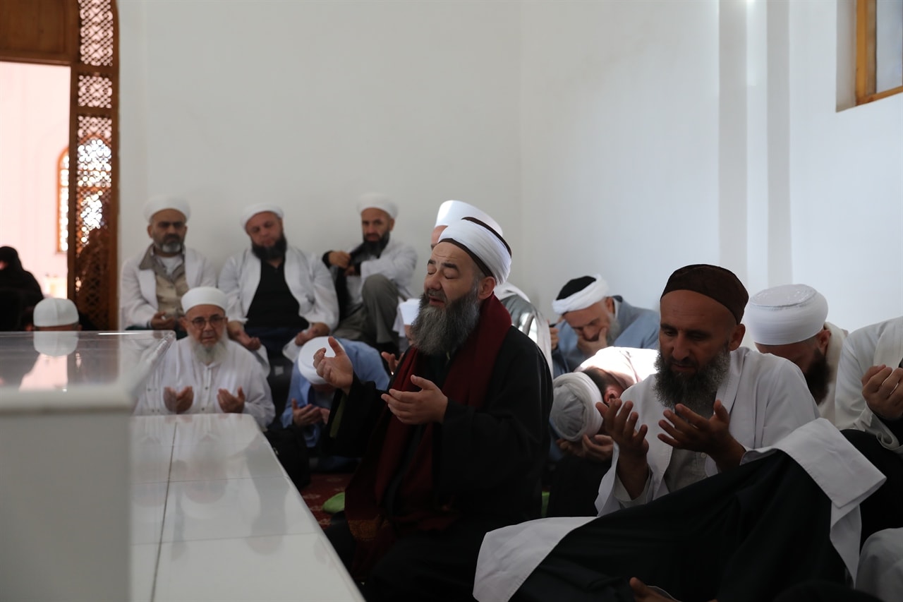 Seyyid Emir Külâl Hazretlerinin Kabr-i Şerifini Ziyaret