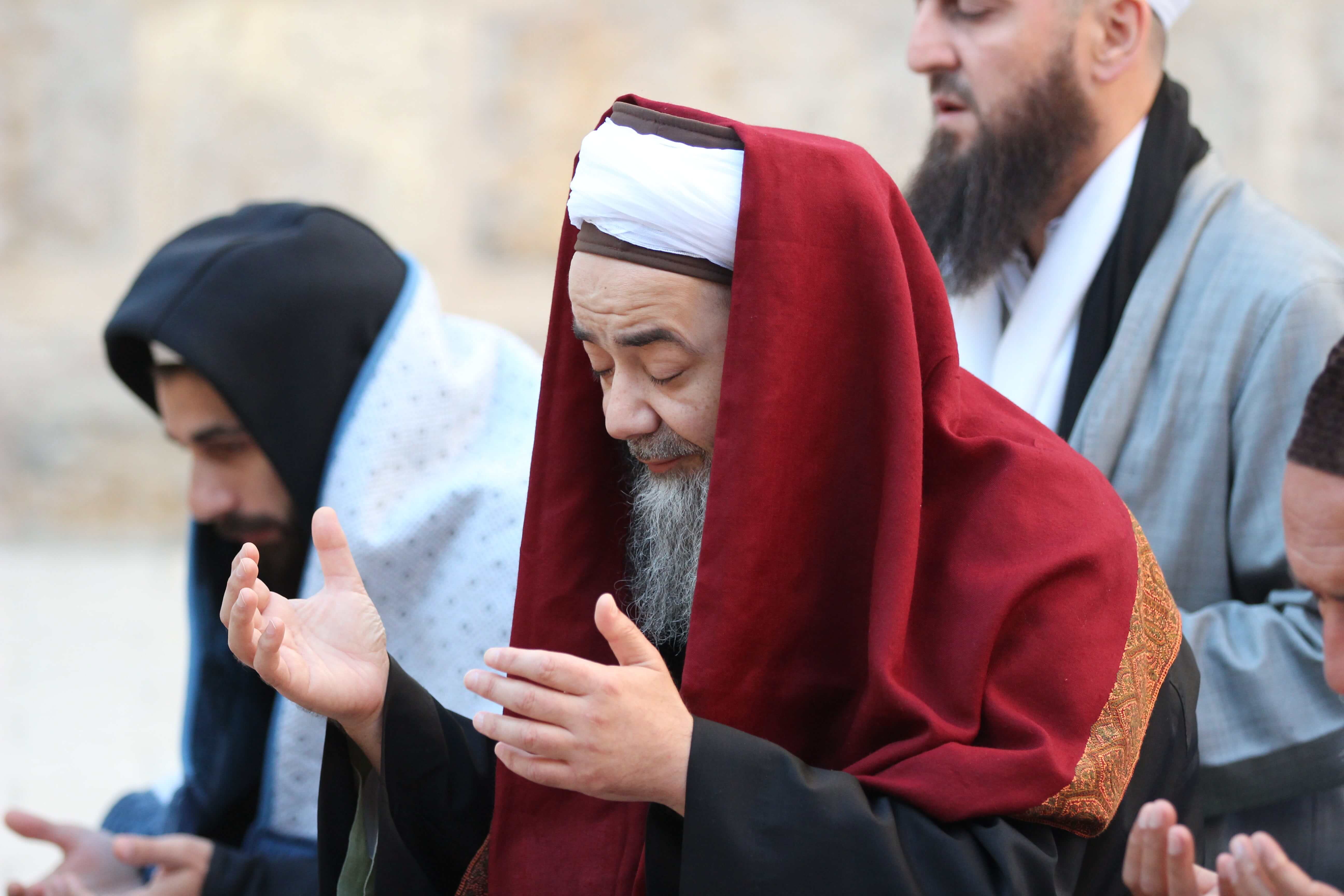 Tarîkat-ı 'Aliyye'nin müessisi Behâuddîn Şâh-ı Nakşibend Hazretleri'nin Kabrî Şerîfi