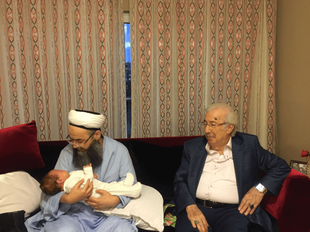Cübbeli Ahmet Hoca Yeni Doğan Şehzadesini Tebrik İçin Kayıhan Efendi'yi Hanesinde Ziyaret Etti