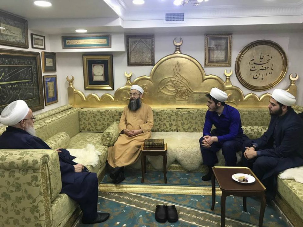 İsmâilağa Câmii Şerîfi İmam Hatîbi Salih Hoca, ziyarete geldi
