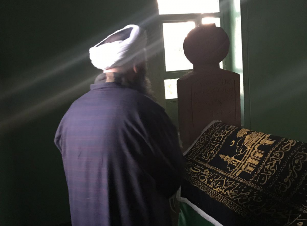 Cübbeli Ahmet Hocaefendi, Abdurrahman Gâzî Radıyallâhu Te'âlâ 'Anhumâ Hazretleri'nin kabr-i şerîfini ziyâret etti